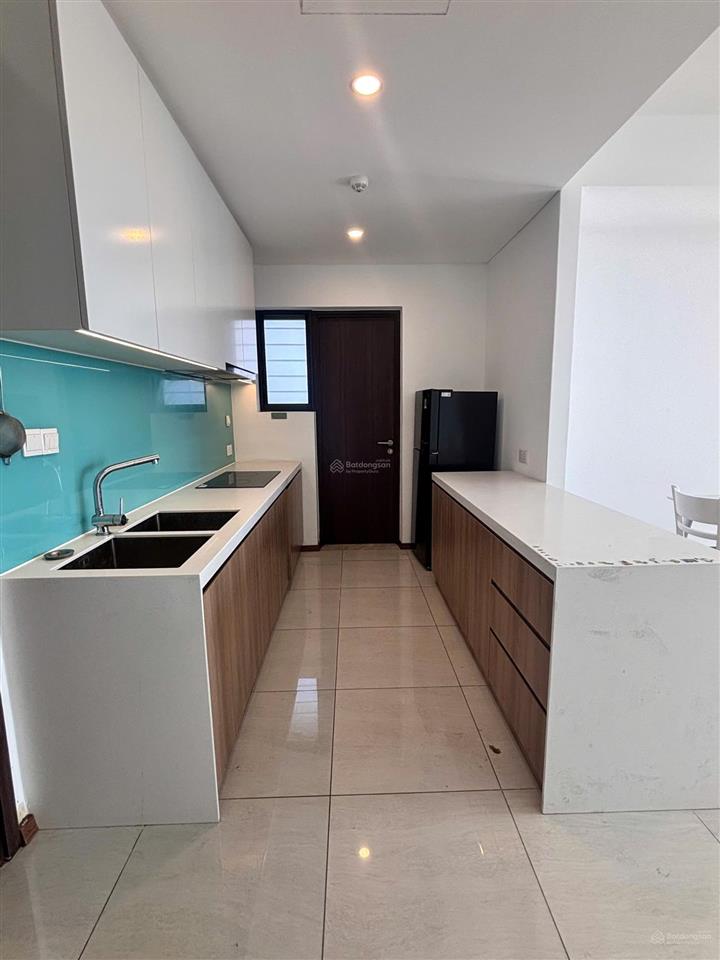 Căn góc 2pn, 2wc, 81m2, one verandah quận 2. tầng 16, view sông sài gòn vĩnh viễn. giá 8,55 tỷ