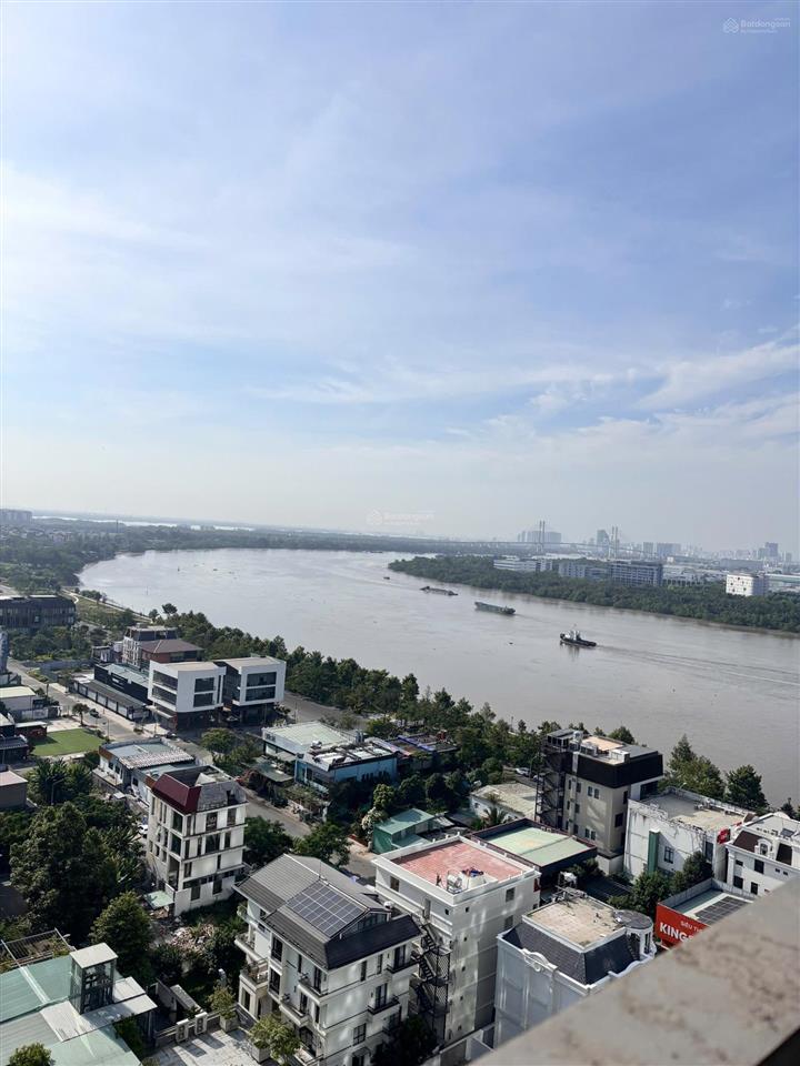 Căn góc 2pn, 2wc, 81m2, one verandah quận 2. tầng 16, view sông sài gòn vĩnh viễn. giá 8,55 tỷ