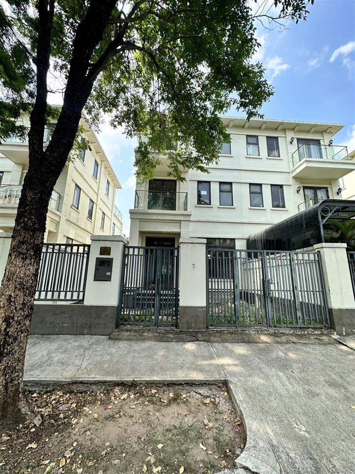 Cho thuê gấp bt hồ tại lake view city. 8x22m, trệt + 2 lầu. giá  25tr/ tháng