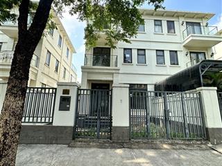 Cho thuê gấp bt hồ tại lake view city. 8x22m, trệt + 2 lầu. giá  25tr/ tháng