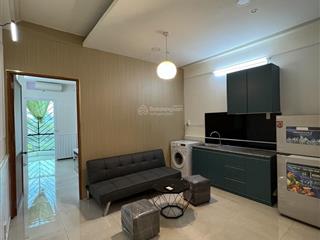 Cho thuê phòng .full nội thất có ban công rộng ,8.000.000đ/tháng.  mr.bình 0795 351 ***