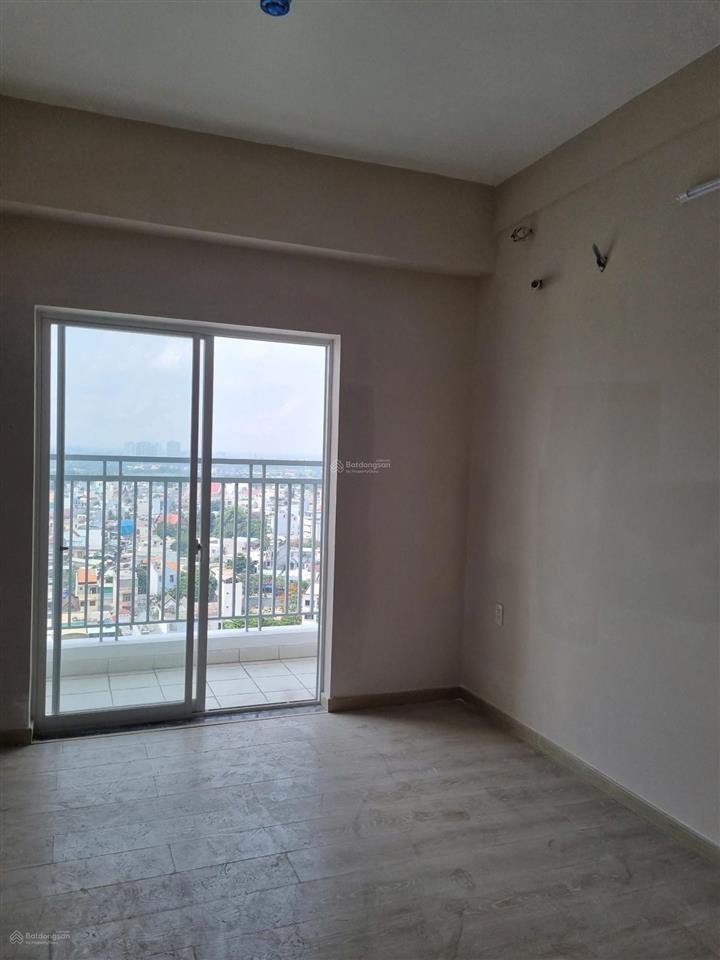 Định cư cần bán gấp căn hộ blue sky nguyễn duy trinh 60m2 chỉ 2.4 tỷ 2pn 2wc tầng đẹp nhận nhà ngay
