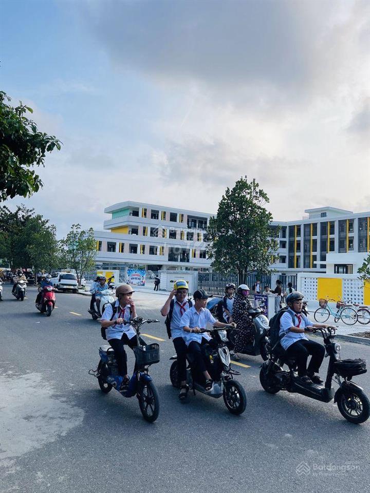 Bán nhanh lô góc 2mt đường lớn hòa xuân, thông thẳng siêu thị aeon mall