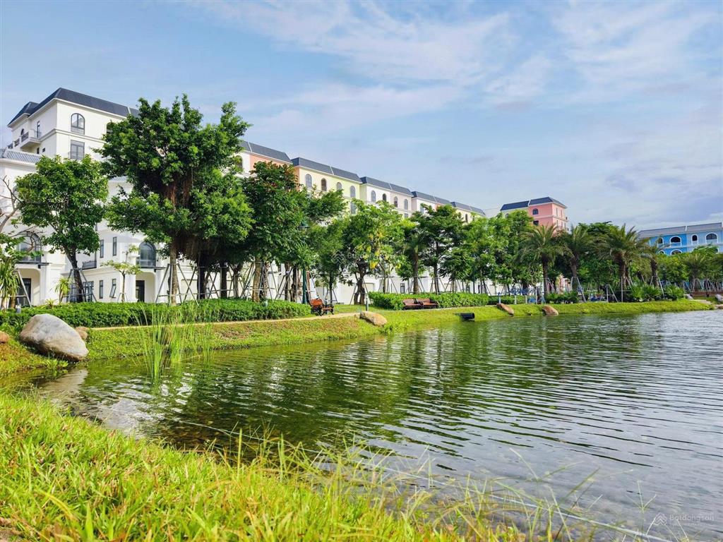 Đà nẵng cách đây 10 năm và đồng hới hiện tại nhà đầu tư đang nhìn thấy điều gì?