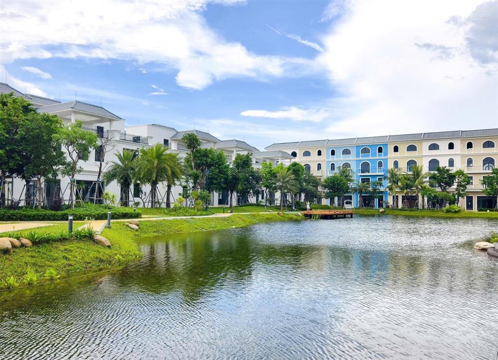 Đà nẵng cách đây 10 năm và đồng hới hiện tại nhà đầu tư đang nhìn thấy điều gì?