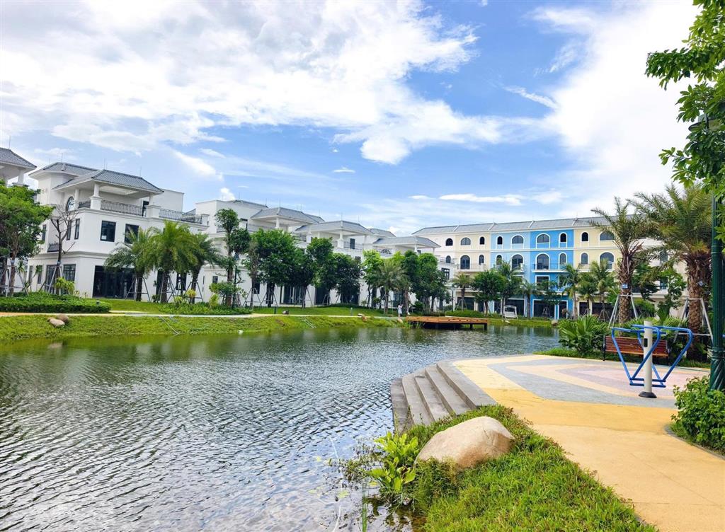 Đà nẵng cách đây 10 năm và đồng hới hiện tại nhà đầu tư đang nhìn thấy điều gì?