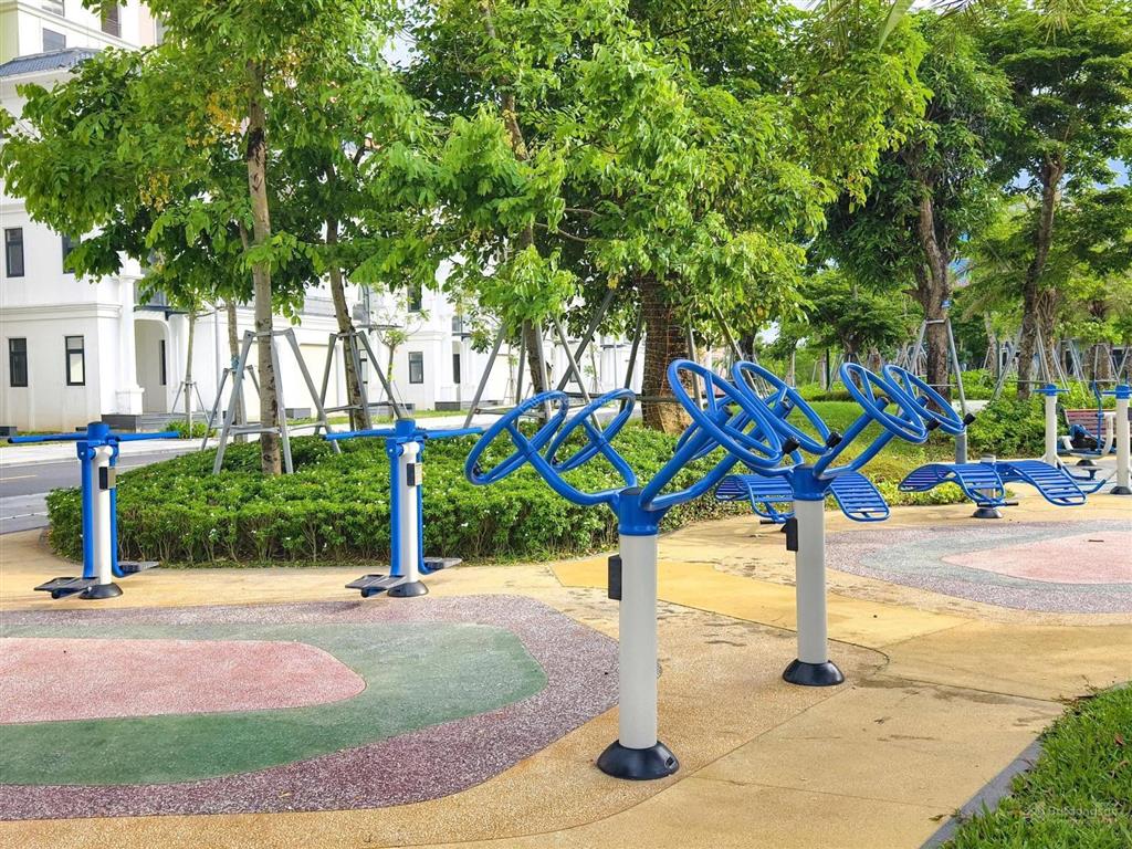 Đà nẵng cách đây 10 năm và đồng hới hiện tại nhà đầu tư đang nhìn thấy điều gì?