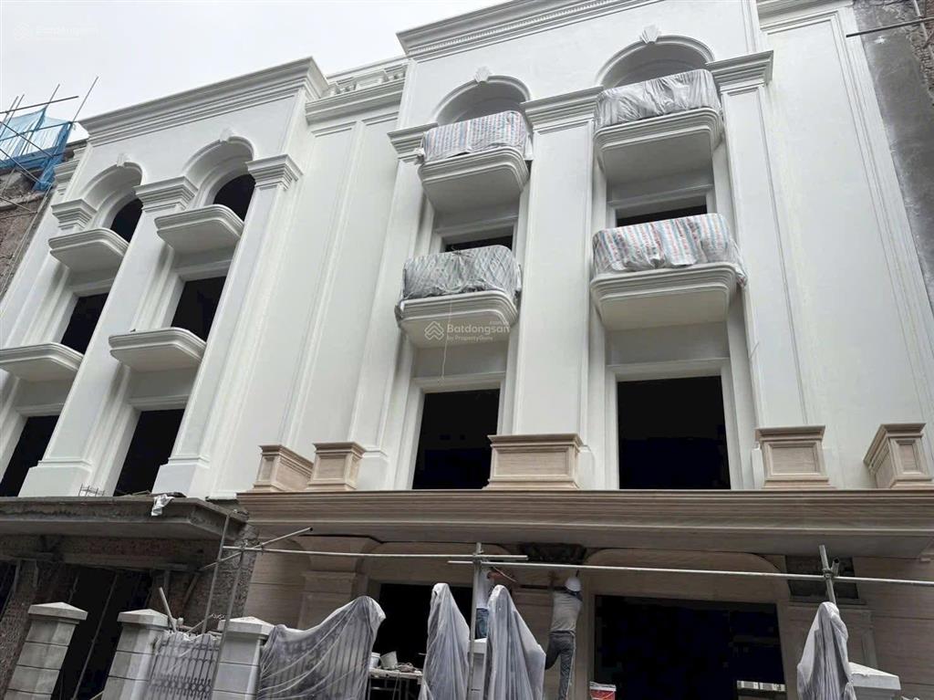 Bán lại căn nhà liền kề tại 360 giải phóng  thanh xuân  hà nội