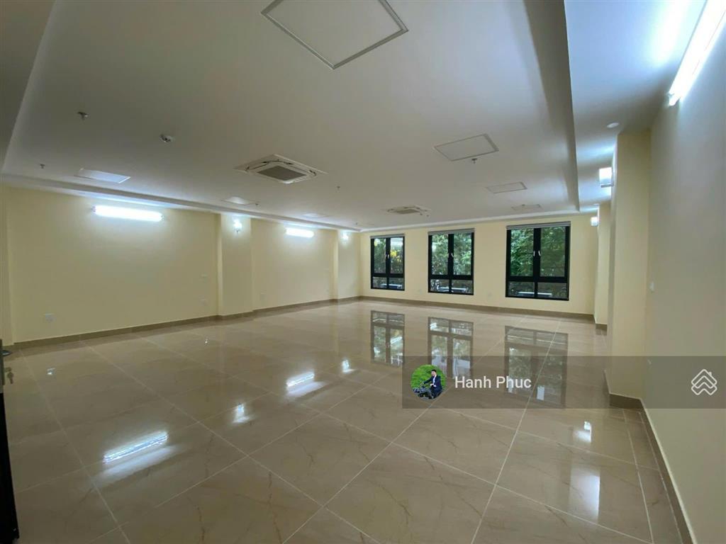 Cho thuê biệt thự tại khu đô thị linh đàm. diện tích 230m2, mặt tiền 14m, thiết kế 04 tầng. khu vip