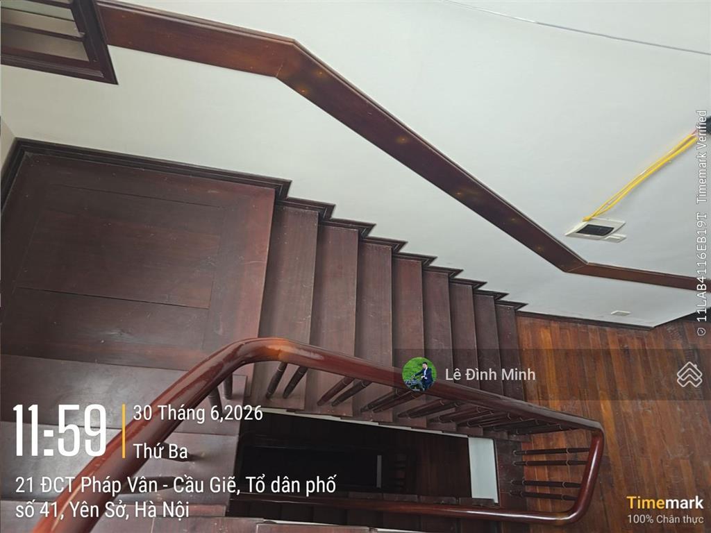 Cho thuê biệt thự tại pháp vân. diện tích 350m2, mặt tiền 13m, thiết kế 3.5 tầng. nội thất đẹp