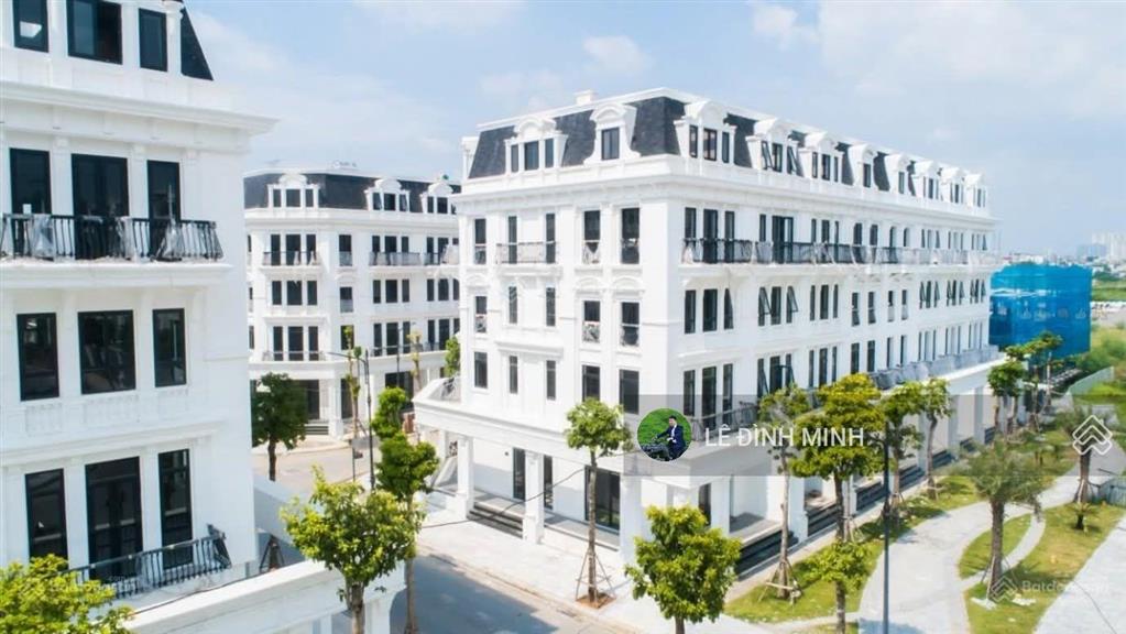 Bán nhà liền kề tại khu đô thị vĩnh hoàng. diện tích 100m2, mặt tiền 05m, nhà 4 tầng, full nội thất