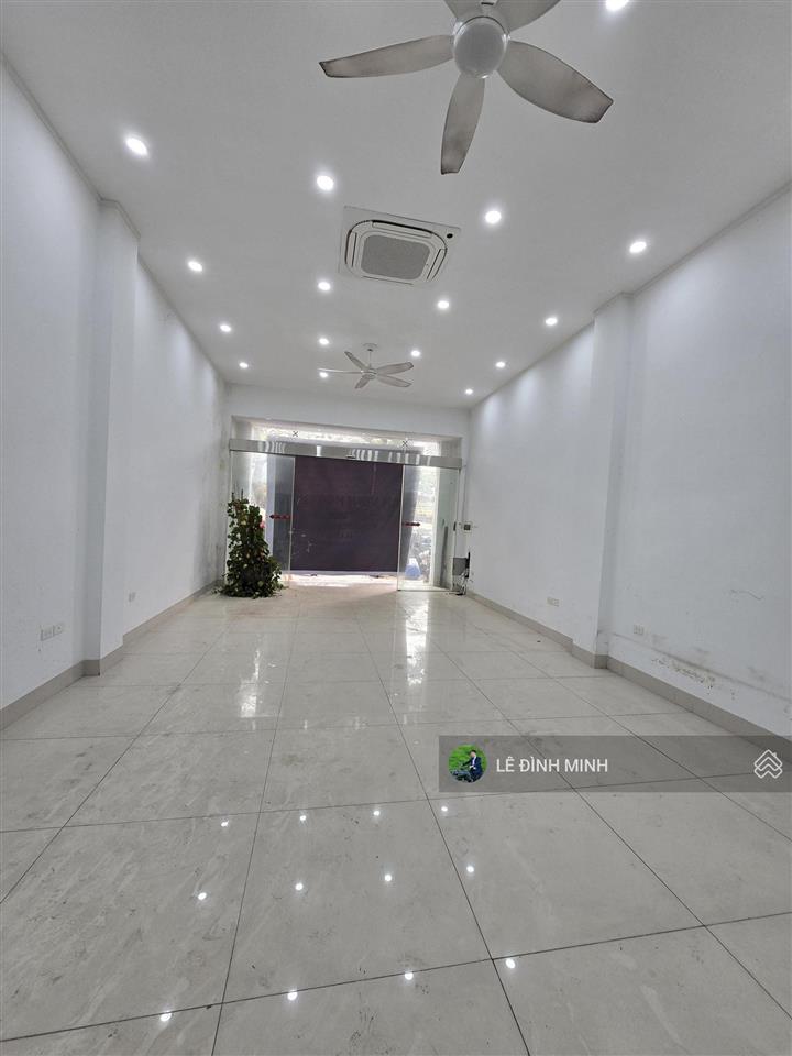 Căn mặt phố vip! diện tích 100m2, 06 tầng. thang máy, full điều hòa, quạt trần. sát 4 tòa chung cư