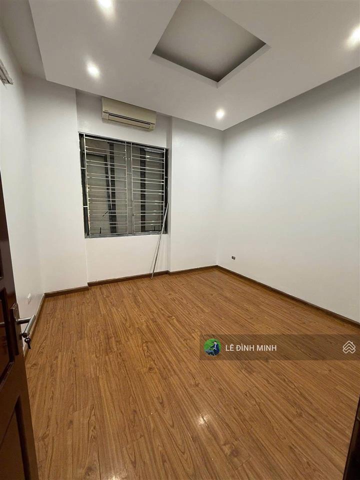 Nhà phân lô 3 ô tô tránh cực vip. diện tích 70m2, mặt tiền 05m, 06 tầng, thang máy, điều hòa