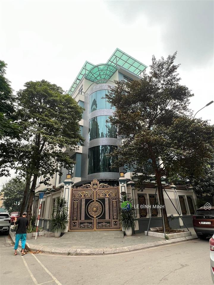 Cho thuê căn liền kề góc. diện tích 70m2, mặt tiền rộng, hai mặt tiền. thiết kế 04 tầng, điều hòa
