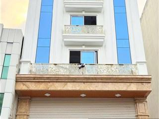 Cho thuê tòa nhà làm phòng khám, showroom, ngân hàng... diện tích 220m2, mặt tiền 8.5m, 06 tầng