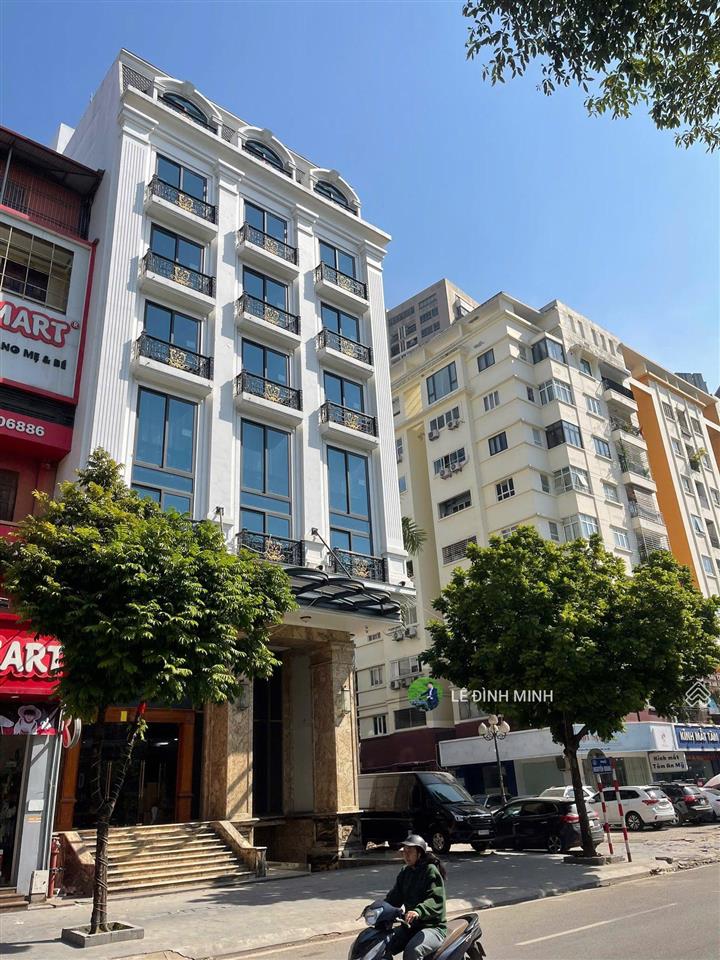Bán lô đất ô góc đẹp phố, view hồ, đường lớn 80m. diện tích 1133m2, mặt tiền 69m, xây 10 tầng