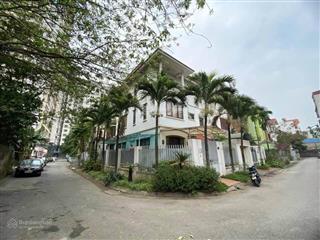 Chính chủ cần bán nhanh căn biệt thự lô góc siêu đẹp. diện tích 140m2, t/ kế 04 tầng, mặt tiền 30m