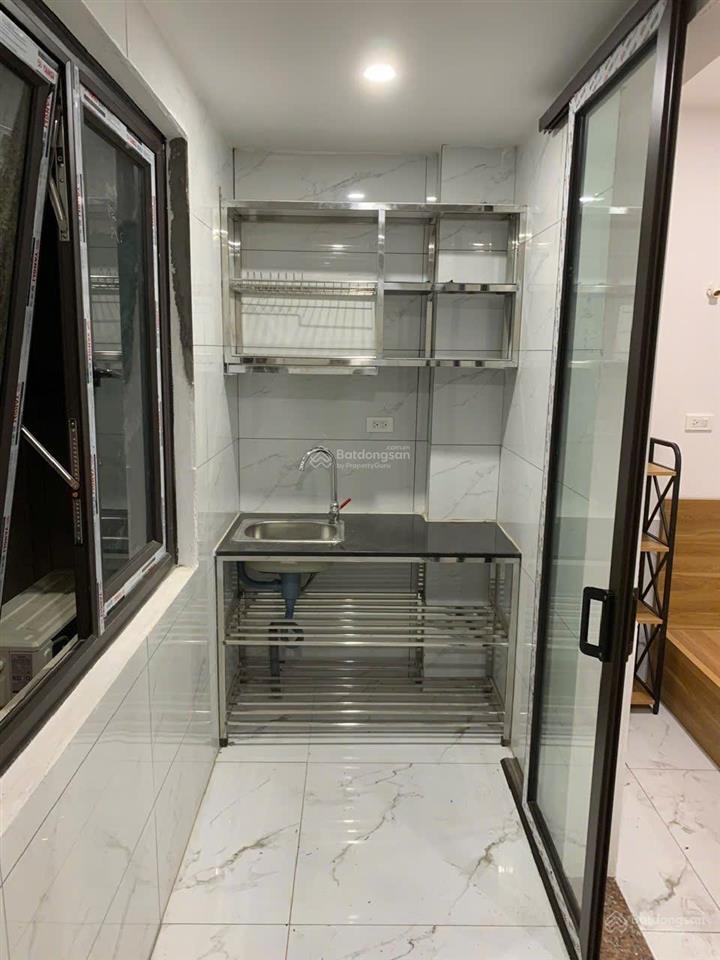 Cho thuê gấp cc mini 1pn, 30m2, giá 5 triệu tại ngõ 85 trung kính, cầu giấy, hn