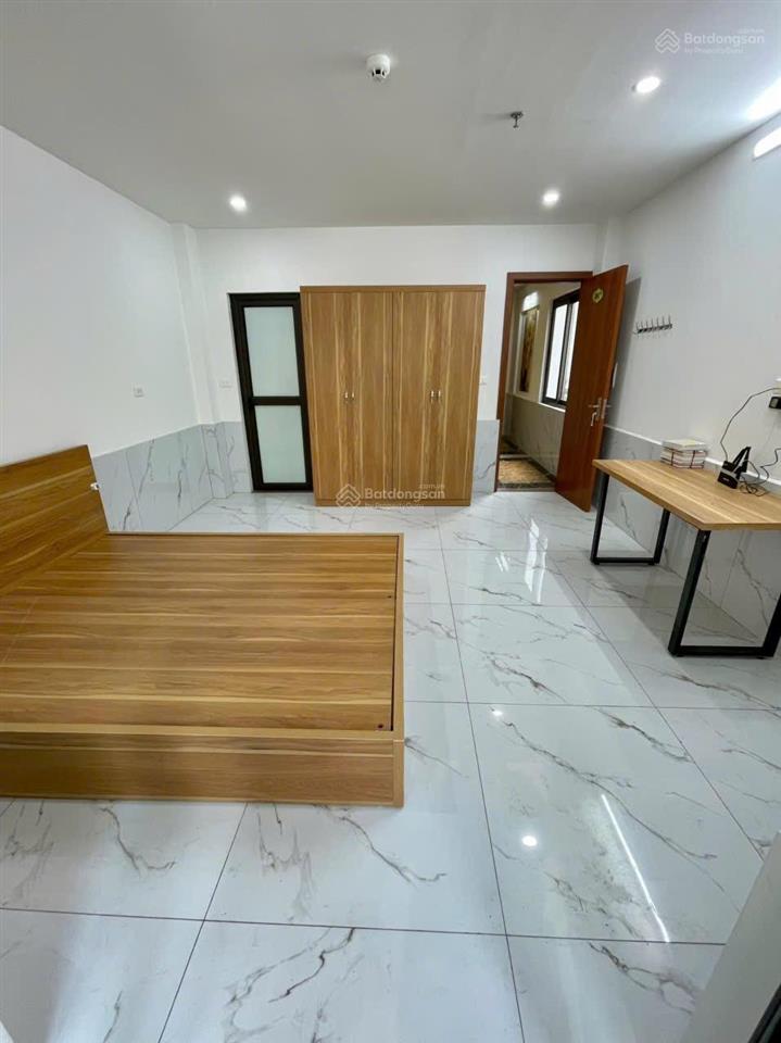 Cho thuê căn hộ mới xây, dt 30m2, full nội thất mới, cách mặt đường trung kính 50m, rộng rãi
