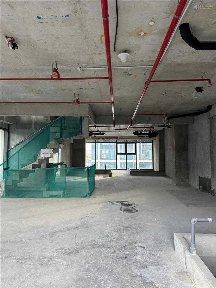Cho thuê shophouse the opera metropole 3 mặt tiền 700m², view sông sài gòn, hợp bank, office