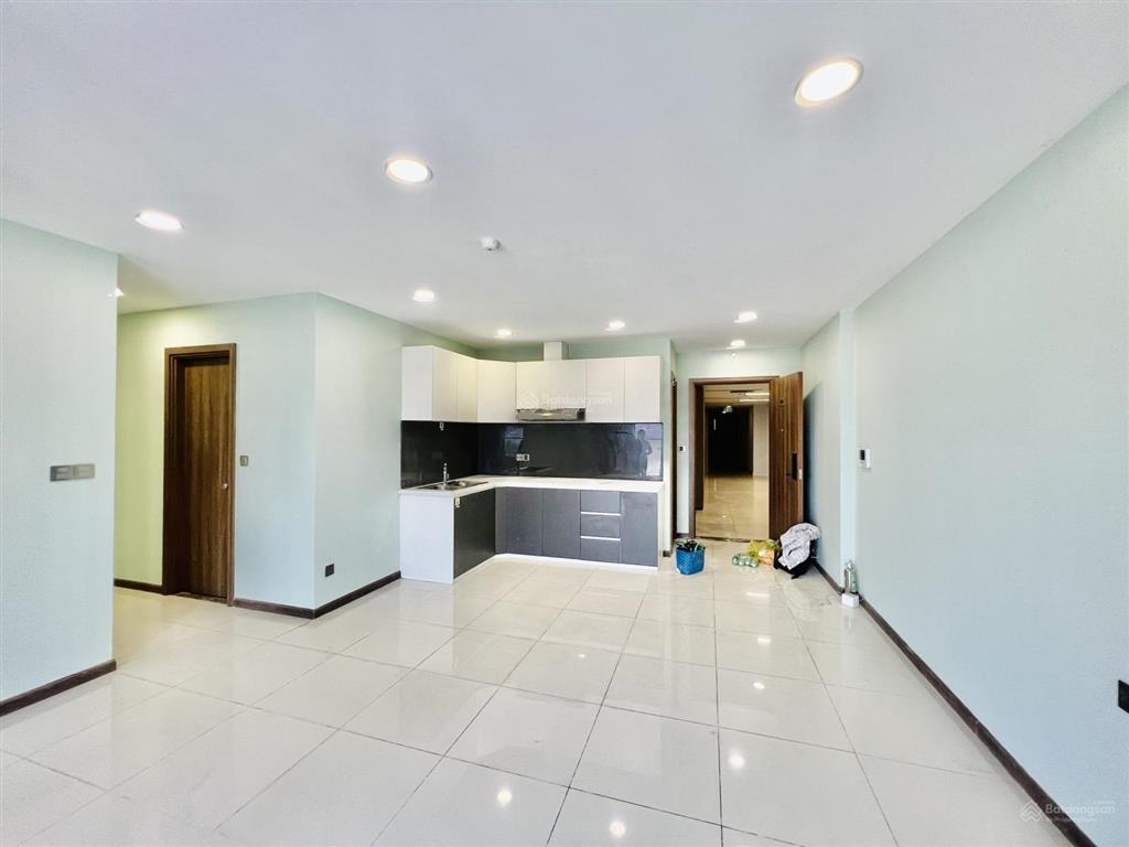 Bán căn 3pn decapella mặt tiền lương định của q2, đã có sổ hồng sang tên ngay