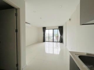 Bán căn hộ lavida plus 27m2, giá 2,15 tỷ bao hết thuế phí, nhận nhà ngay. view phú mỹ hưng.