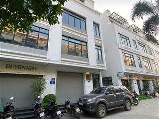 Cho thuê shophouse vinhome hàm nghi. dt 95m2 5 tầng, mt 6m. thông sàn thang máy. giá 50tr