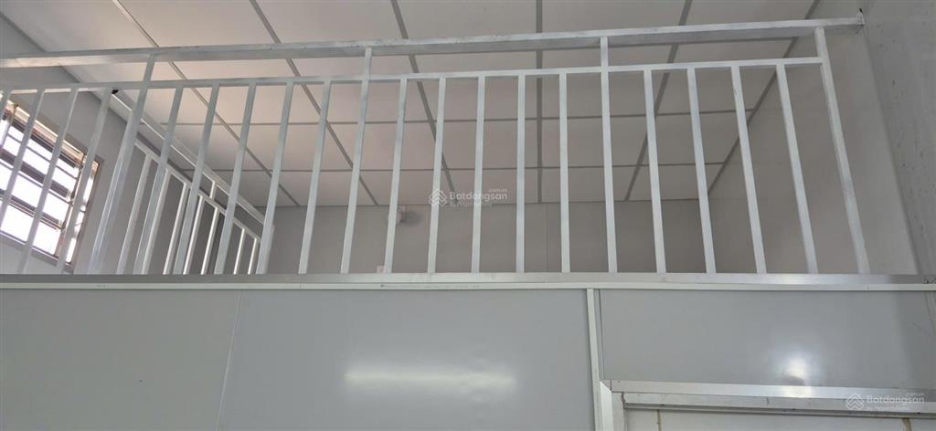 Nhà trọ 30m2, 1 gác lửng, phòng riêng, máy lạnh 4,5tr/th