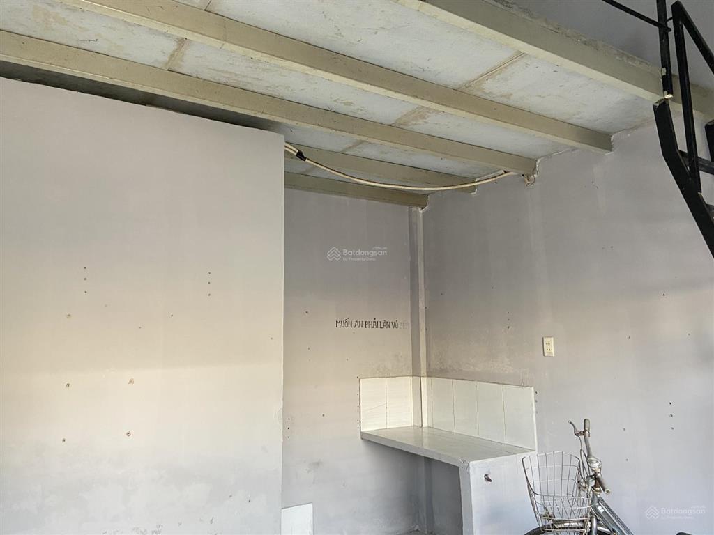 Cho thuê phòng trọ 15m2 hẻm 1697 lê văn lương
