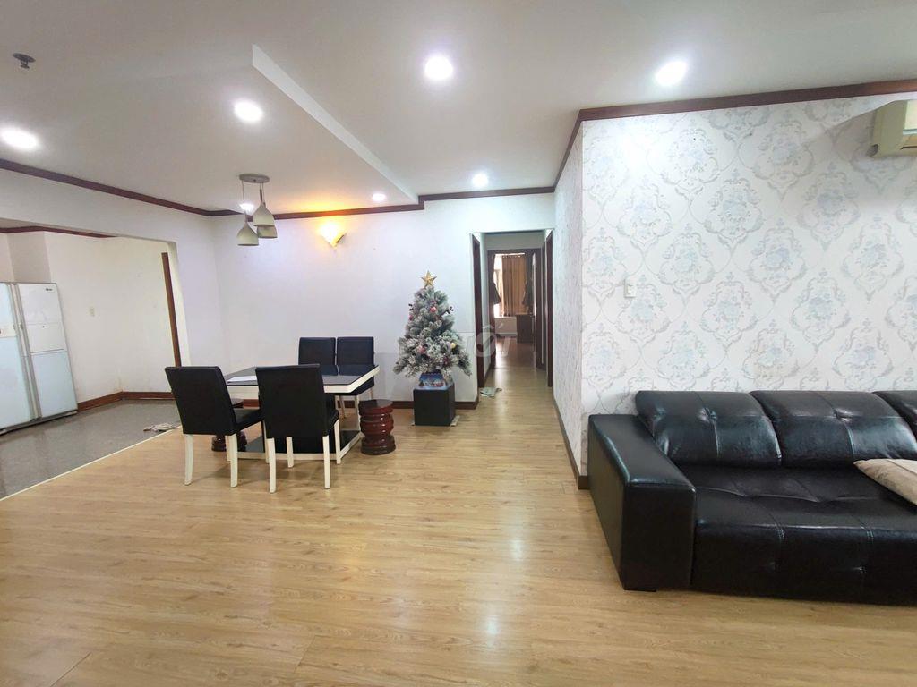 BÁN CĂN HỘ GIAI VIỆT – 150m² – 3 PHÒNG NGỦ – FULL NỘI THẤT