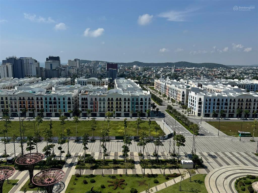 Căn hộ 45m2 the pathway sầm sơn tại trung tâm quảng trường biển, giá 2,4 tỷ