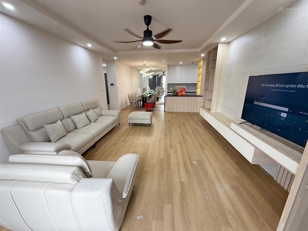 Đẹp long lanh! cho thuê 3n full đồ tại la casta văn phú.  0904 994 ***