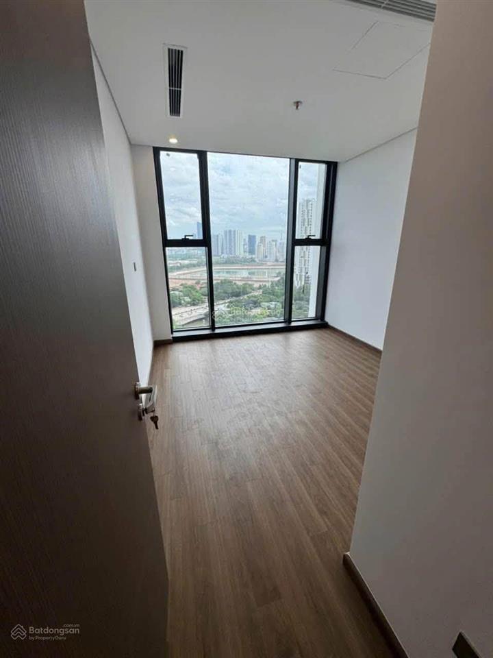 Cho thuê ngay căn 1n đồ cơ bản chung cư kepler land.  0904 994 ***