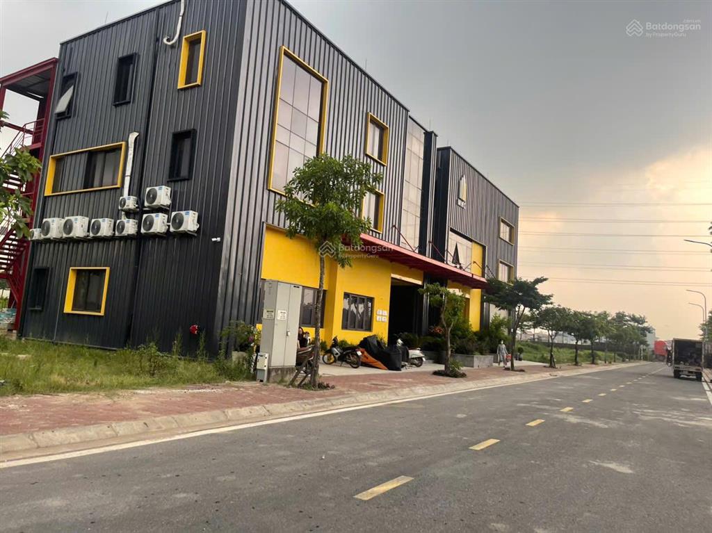 Chuyển nhượng lô đất 360m² cụm công nghiệp đông la.  0904 994 ***