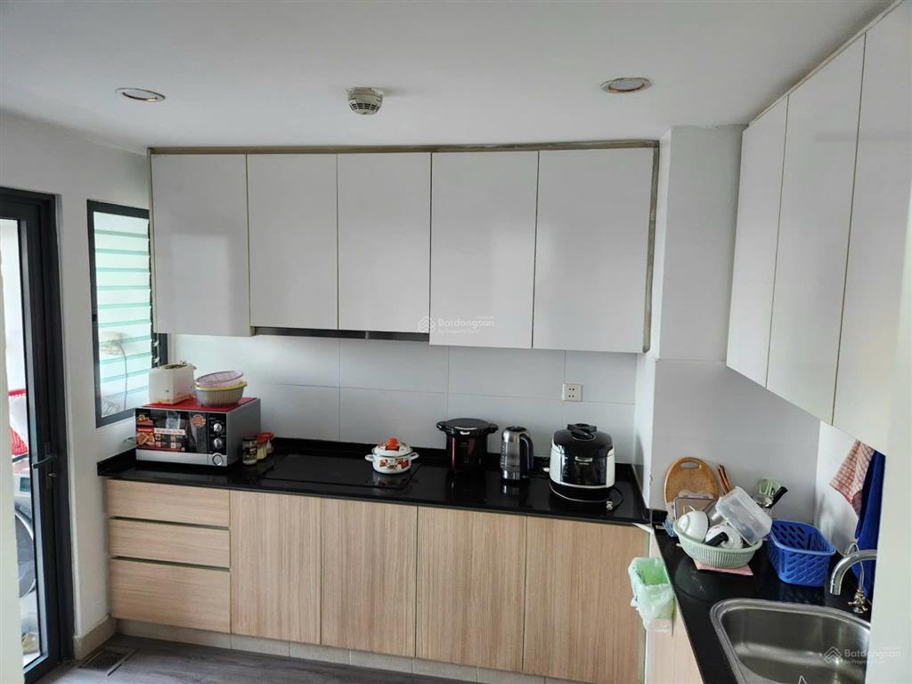 Cho thuê 2n full đồ mulberry lane, vào luôn.  0904 994 ***