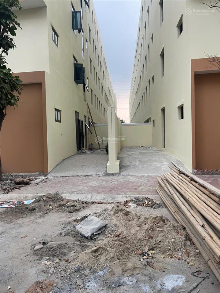Chính chủ nhượng đất dịch vụ có nhà 5 tầng tại cụm công nghiệp đông la.  0904 994 ***