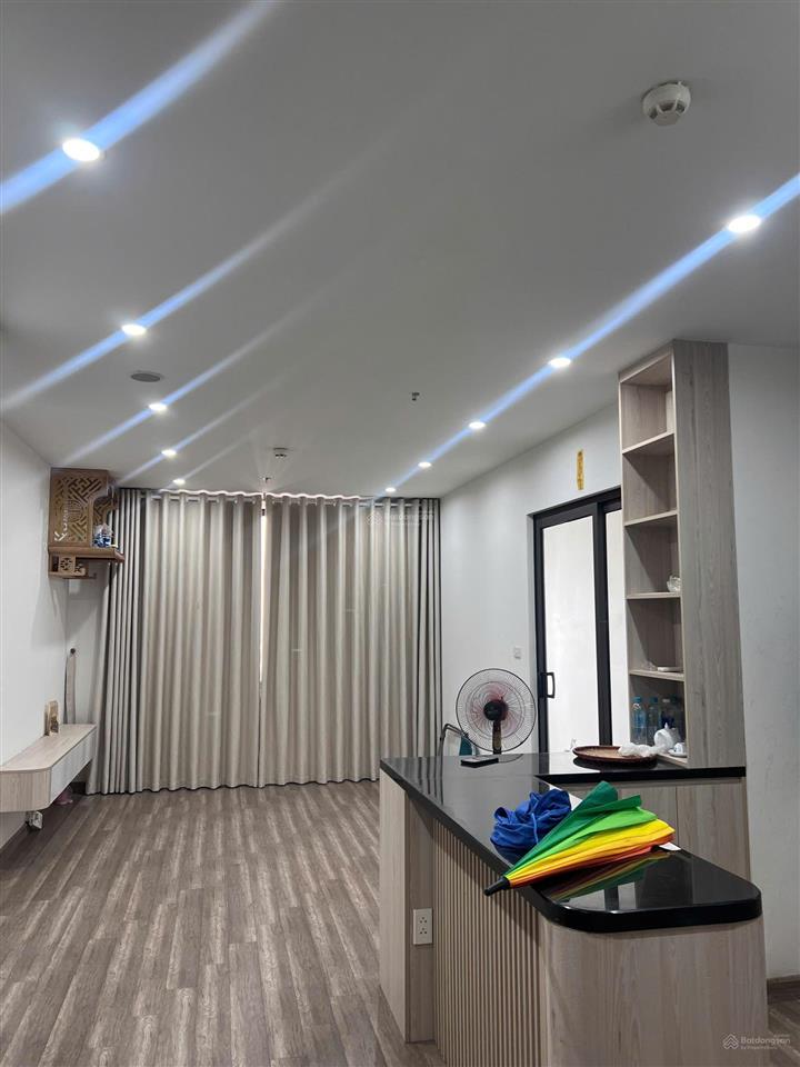 Cho thuê căn hộ 3n gần full nhs trung văn.  0904 994 ***