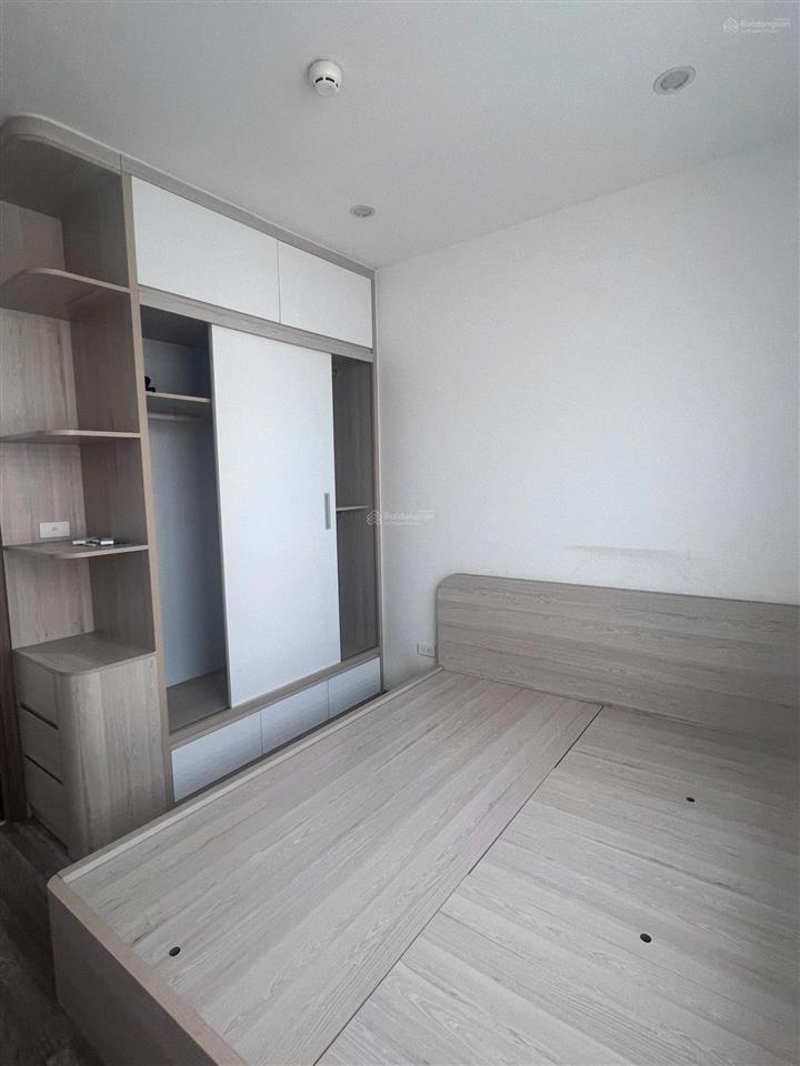 Cho thuê căn hộ 3n gần full nhs trung văn.  0904 994 ***