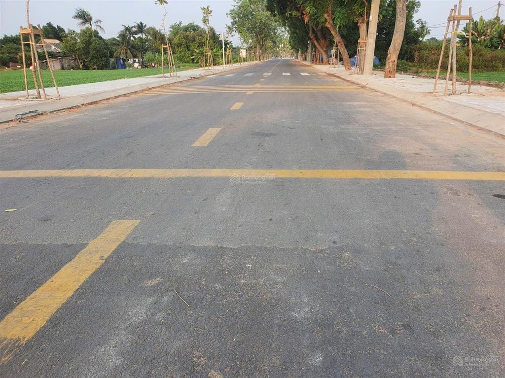 Bán đất mt rạch nhị bình hóc môn dt 1500m. khu vực đang phát triển. vị trí đẹp giá 5.5tr/m