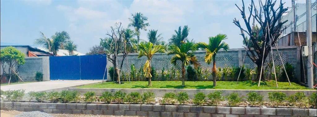 Bán đất mt nhị bình 4 dt(26x62m) thổ cư 300m. đường nhựa xe tải quay đầu. vị trí đẹp giá 19tỷ (tl)