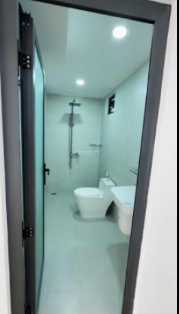 Nhà đẹp lão tử q5 nở hậu 5.1m 6 tầng giá 17.9 tỷ