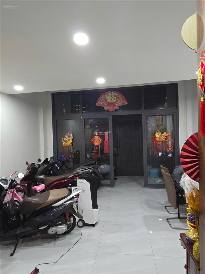 Bán nhà hẻm xe hơi trần phú quận 5 giá 14 tỷ