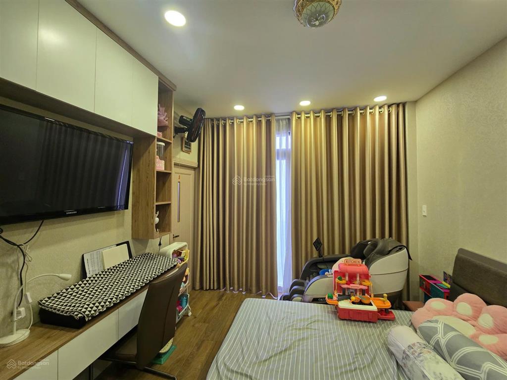 Bán nhà hẻm xe hơi trần phú quận 5 giá 14 tỷ