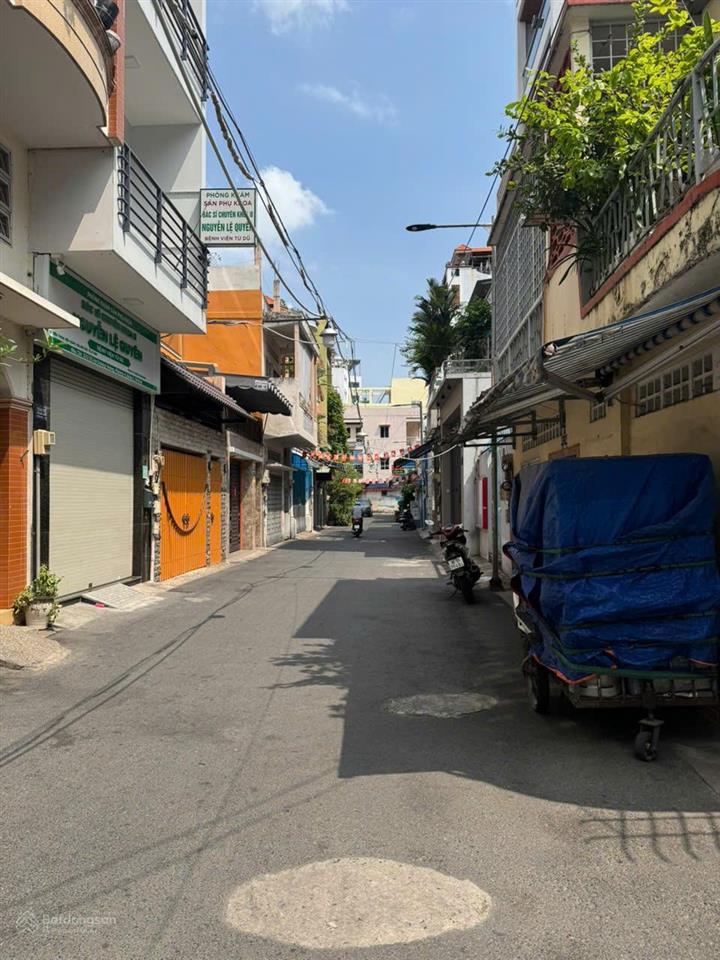 Cần bán gấp  hẻm xe hơi đẹp hiếm gặp quận 5