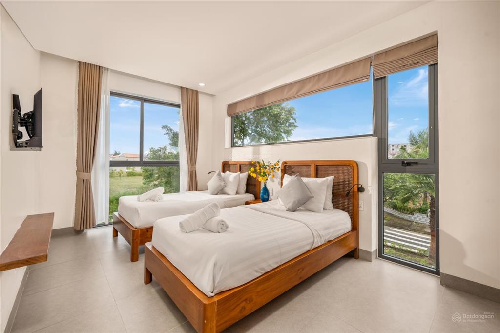 Villa 2 mặt tiền khúc thừa dụ và vạn xuân, khối tân thành, biển an bàng, hội an