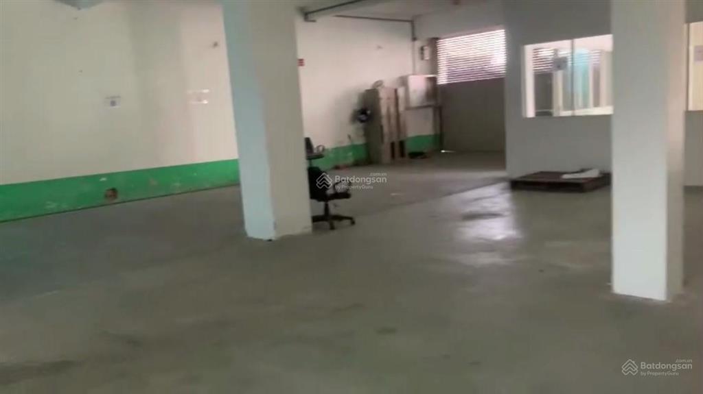Cho thuê nhà phố 3 căn liền kề kdc conic  dt 360m2  giá 65 triệu/tháng