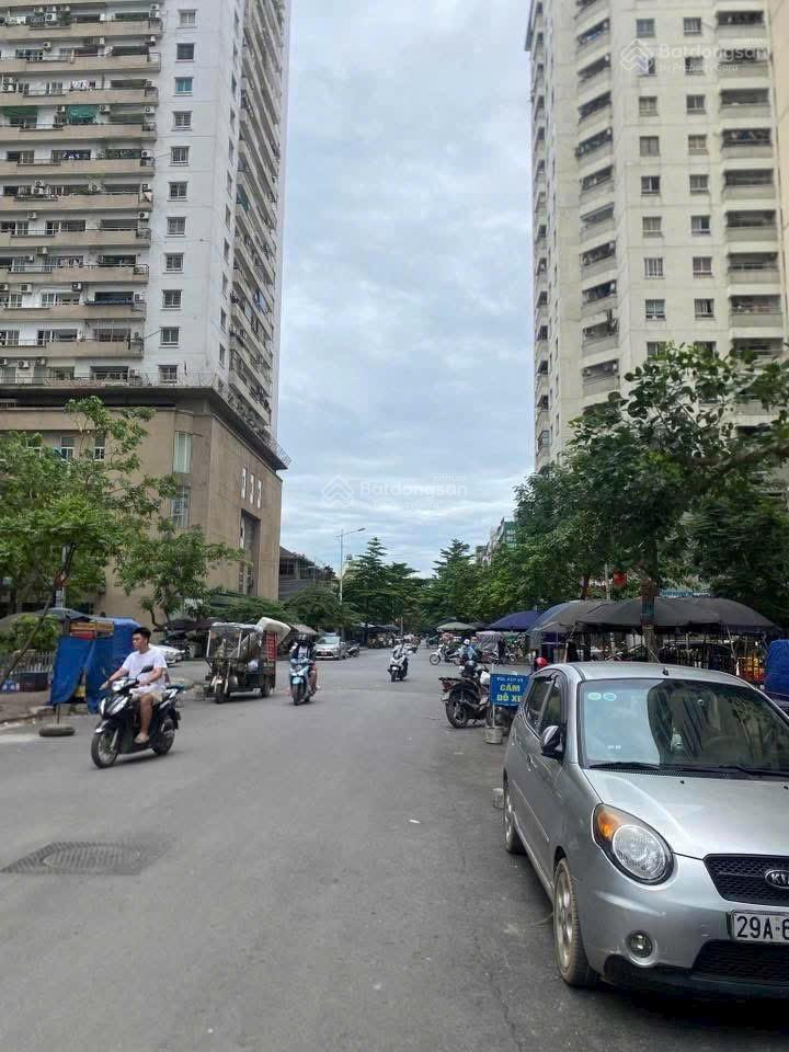 Chính chủ bán lô đất liền kề đô thị văn phú ngay chợ kinh doanh