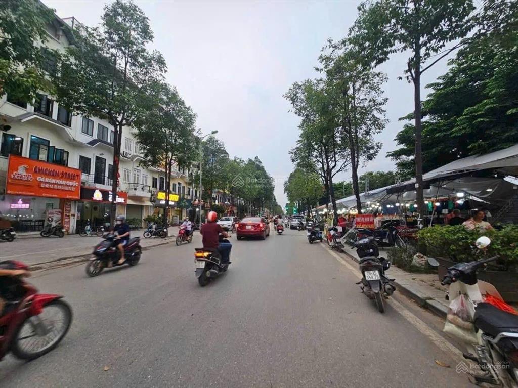 Hiếm có lô đất nhỉnh 12 tỷ góc 2 mặt tiền kinh doanh trung tâm hà đông