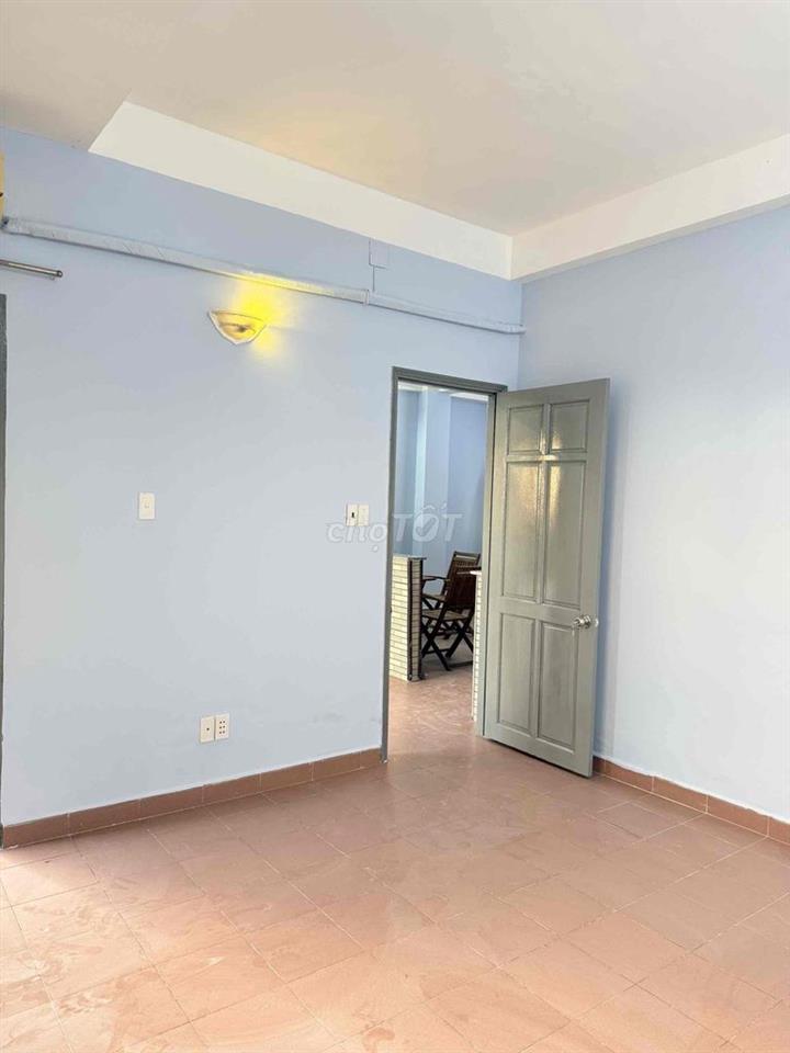 Căn hộ Him Lam Ba Tơ (cuối đường Phạm Thế Hiển)