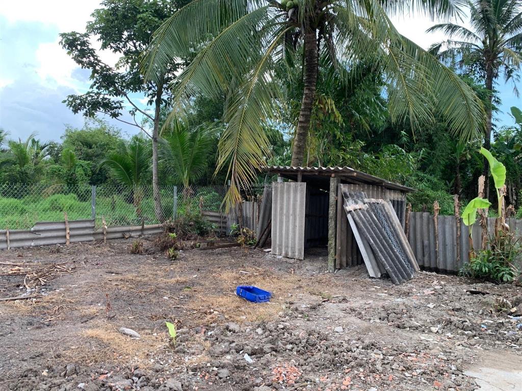 Bán nhà và đất 371 m2 vuông thổ cư giá 1.3 tỷ